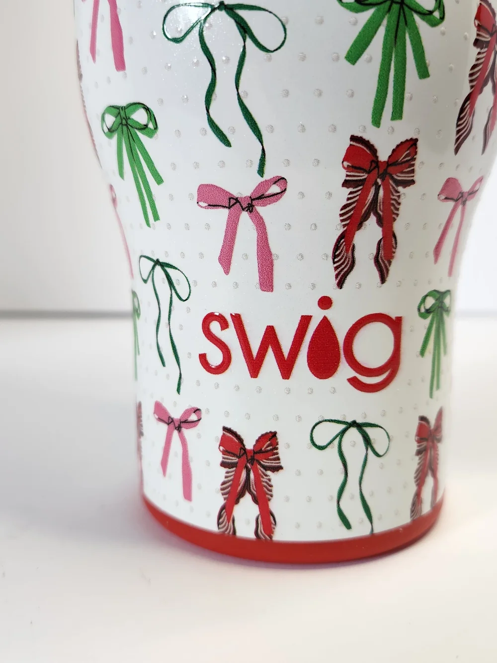 Insulated Holiday Bow Travel Mug with Red Handle and Straw